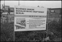 Aktion "Schöner unsere Hauptstadt - Mach mit", Bild 2, 1968. SW-Foto © Kurt Schwarz.
