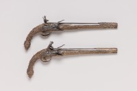 Ein Paar Steinschloss-Pistolen, erste Hälfte des 18. Jahrhunderts