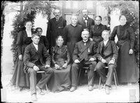 Neupriester Alois Wilhelm Ehmann mit Familie 1910