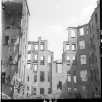 Negativ: Ruine, Augsburger Straße 23, 1951