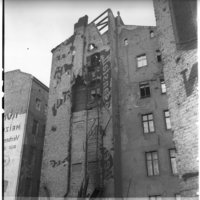Negativ: Ruine, Dennewitzstraße 35, 1951