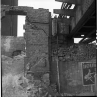 Negativ: Ruine, Mansteinstraße 10, 1953