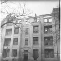 Negativ: Ruine, Menzelstraße 11, 1951