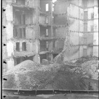 Negativ: Ruine, Siegfriedstraße 4, 1950