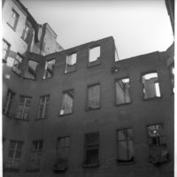 Negativ: Ruine, Wartburgstraße 41, 1951