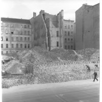 Negativ: Trümmer, Ansbacher Straße 51, 1950