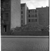 Negativ: Trümmer, Apostel-Paulus-Straße 25, 1950