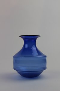 Montanblaue Vase