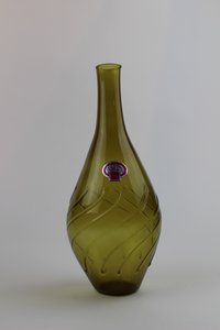 Saragossagrüne Vase mit Aufkleber