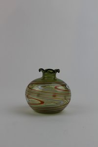 Saragossagrüne Vase/Kerzenhalter mit farbigen Verzierungen