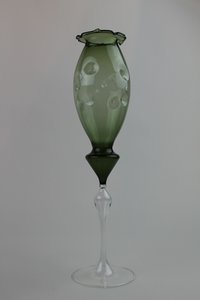 Tannengrüne Vase/Kerzenhalter mit farblosem Fuß und Stiel