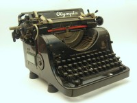 Schreibmaschine Olympia Modell 8