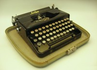 Schreibmaschine Erika Modell 5