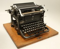 Schreibmaschine Continental Standardmaschine