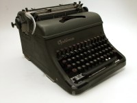 Schreibmaschine Optima M 10