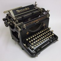 Schreibmaschine Mercedes Express SG