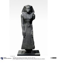 Standfigur des Königs Amenemhet III.